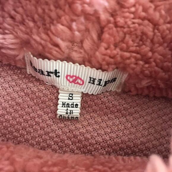 New! Heart & Hips Pink  Cozy Soft Women's Fuzzy Mock Neck Sweater Small - Picture 7 of 8